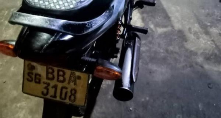 BAJAJ PLATINA 2014