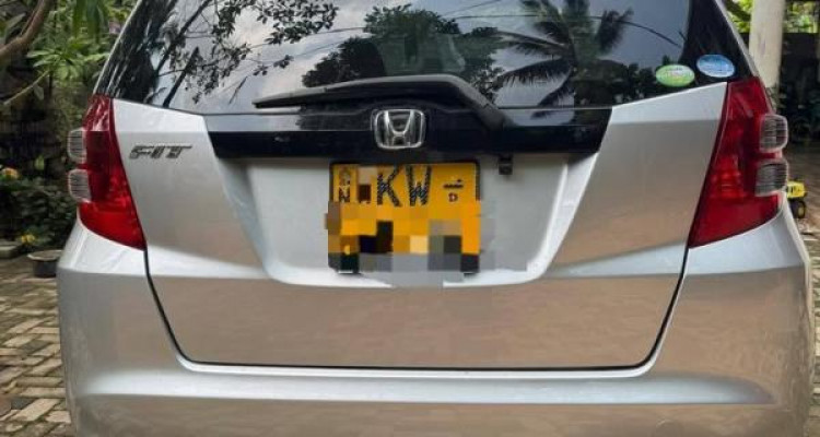HONDA FIT 2010