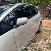 HONDA FIT 2010