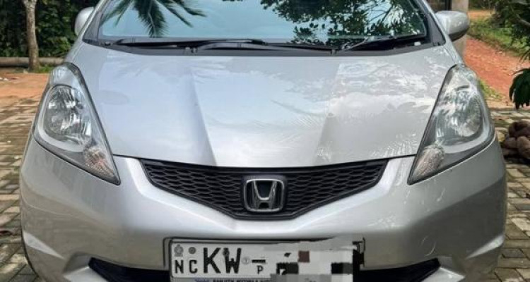 HONDA FIT 2010