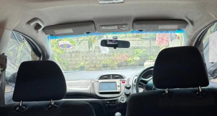HONDA FIT 2010