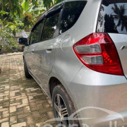 HONDA FIT 2010