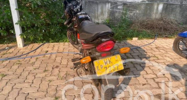 BAJAJ PLATINA 2010