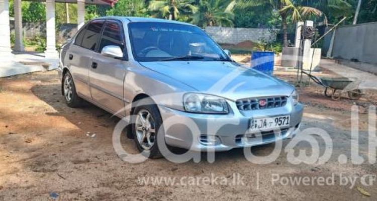 HYUNDAI ACCENT 2001