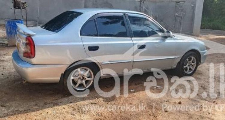 HYUNDAI ACCENT 2001