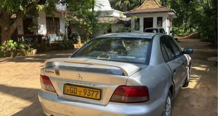 MITSUBISHI GALANT 1997