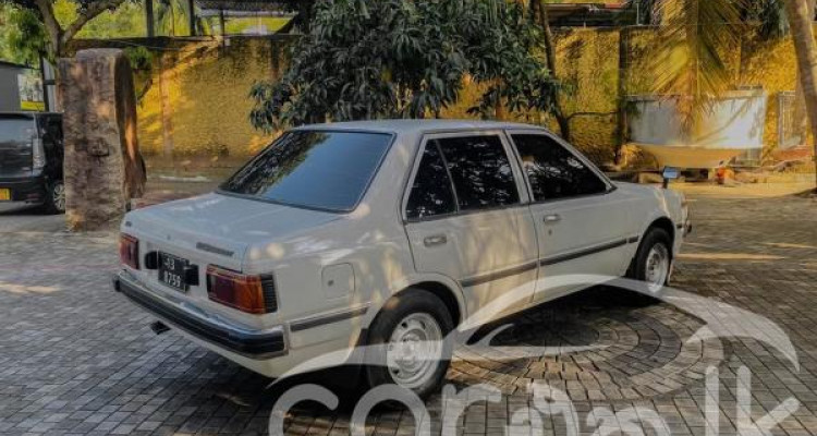 NISSAN SUNNY B11 1982