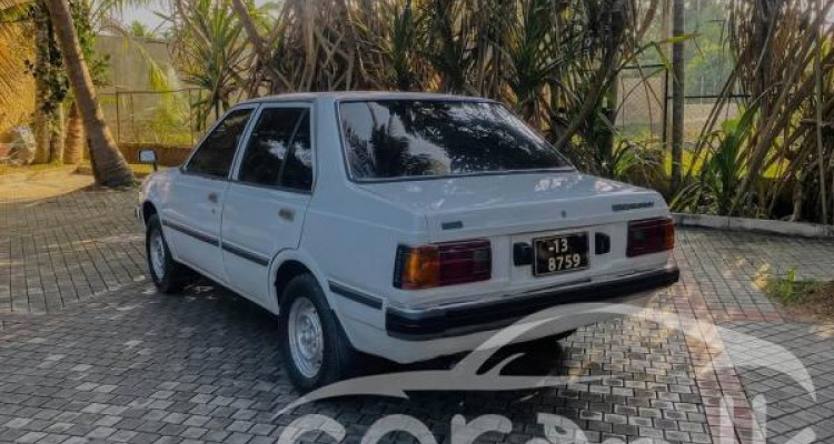 NISSAN SUNNY B11 1982