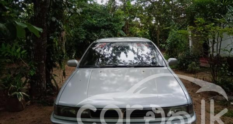 MITSUBISHI LANCER 1990