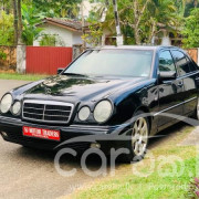 MERCEDES BENZ E200 1997