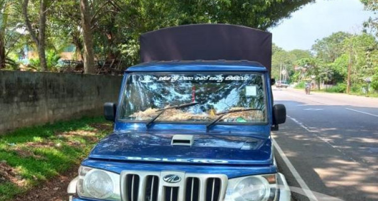 MAHINDRA BOLERO 2015