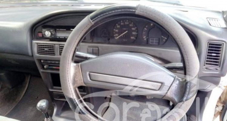 TOYOTA COROLLA 1989