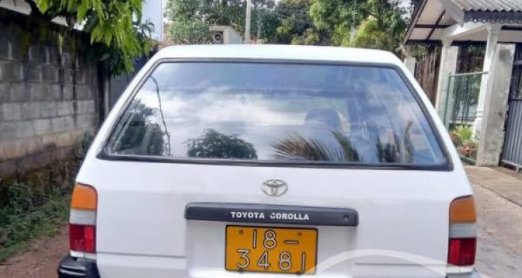 TOYOTA COROLLA 1989
