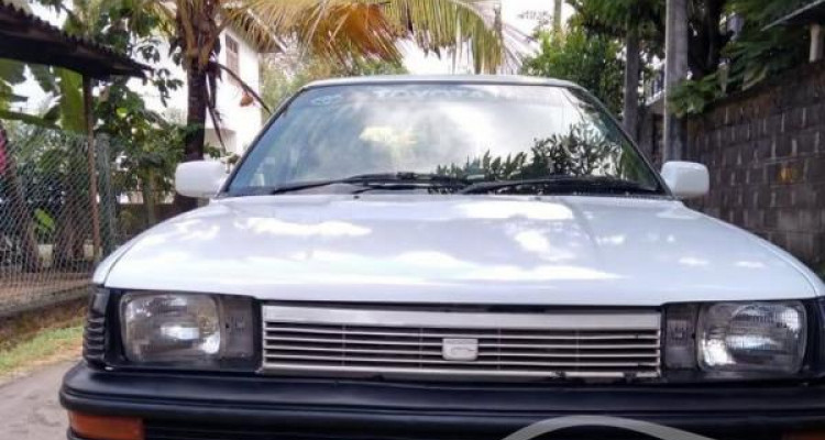 TOYOTA COROLLA 1989