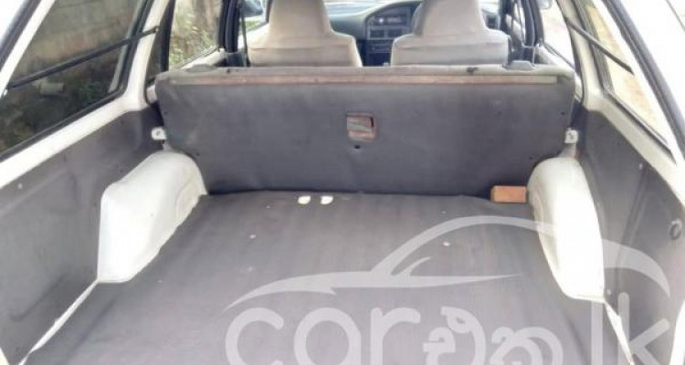 TOYOTA COROLLA 1989