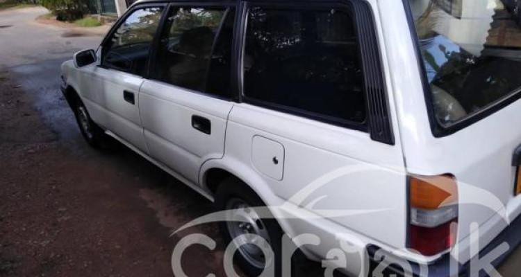 TOYOTA COROLLA 1989