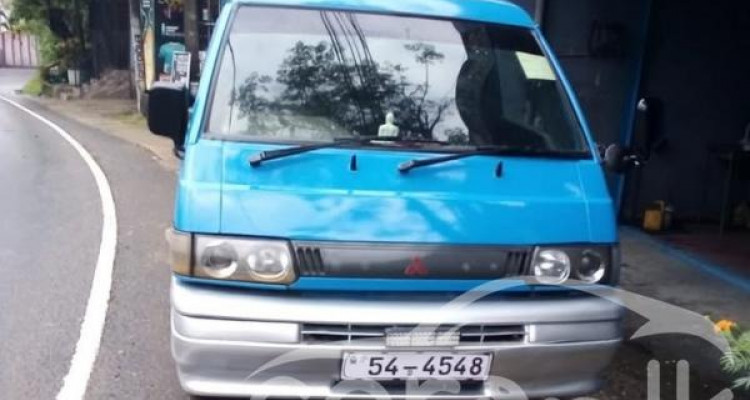 MITSUBISHI DELICA PO5 1990