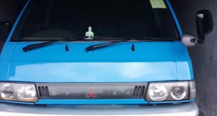 MITSUBISHI DELICA PO5 1990