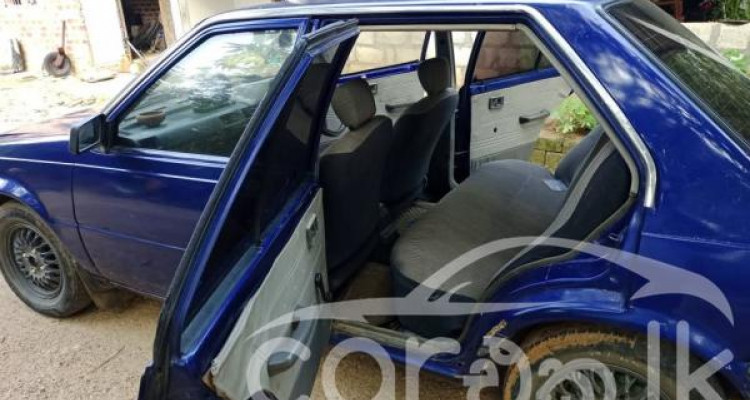 NISSAN SUNNY B11 1985
