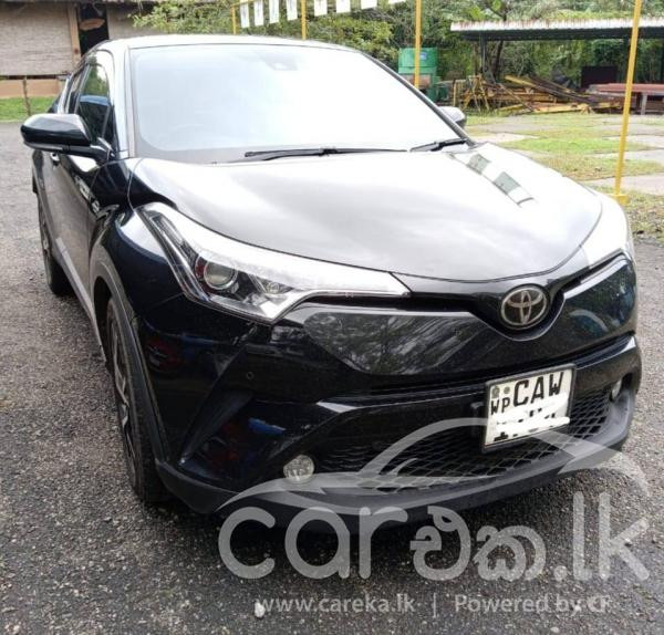TOYOTA C-HR 2017