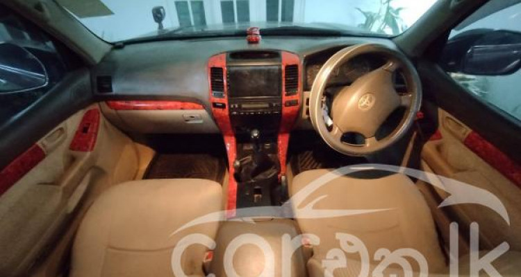 TOYOTA PRADO 2003