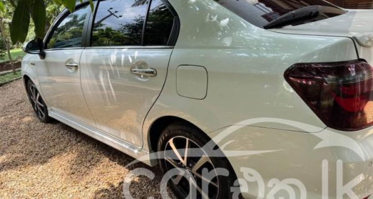 TOYOTA AXIO 2018