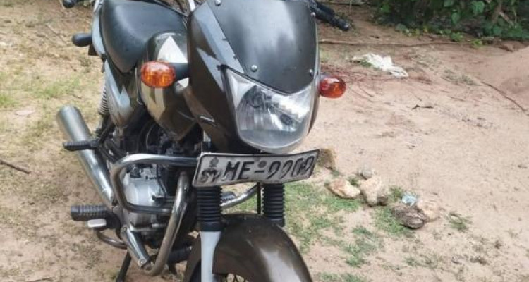 BAJAJ CT100 2006