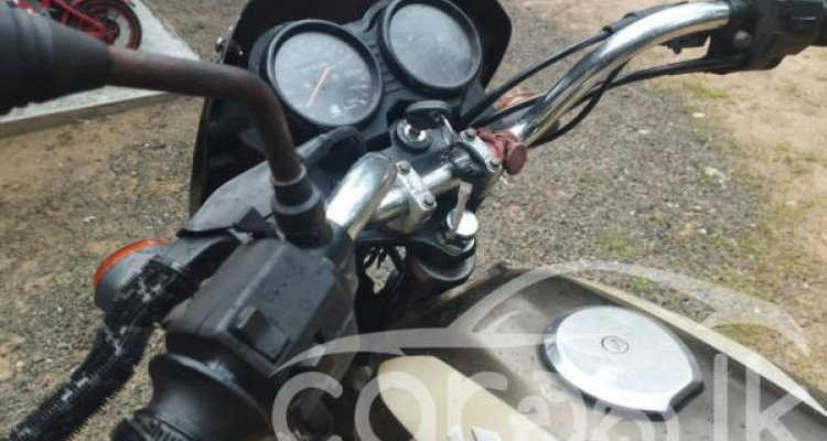 BAJAJ CT100 2006