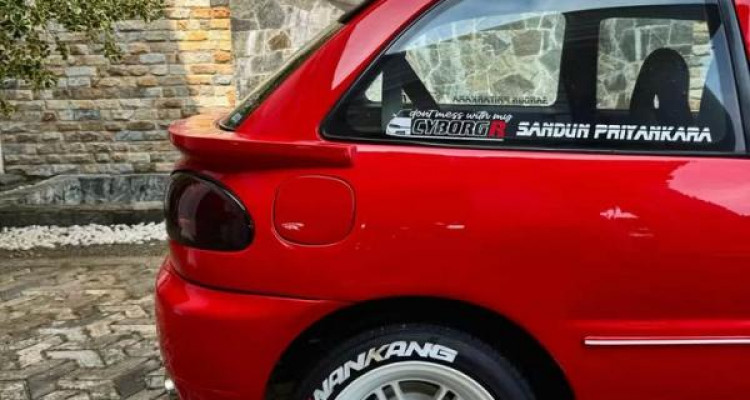 MITSUBISHI MIRAGE 1992