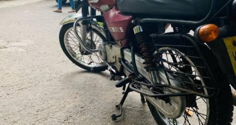 BAJAJ BOXER 2008