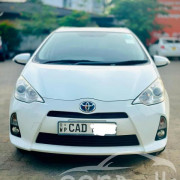TOYOTA AQUA 2014