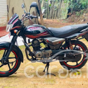 BAJAJ PLATINA 2013