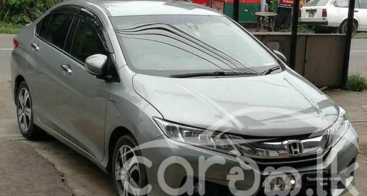 HONDA GRACE 2016