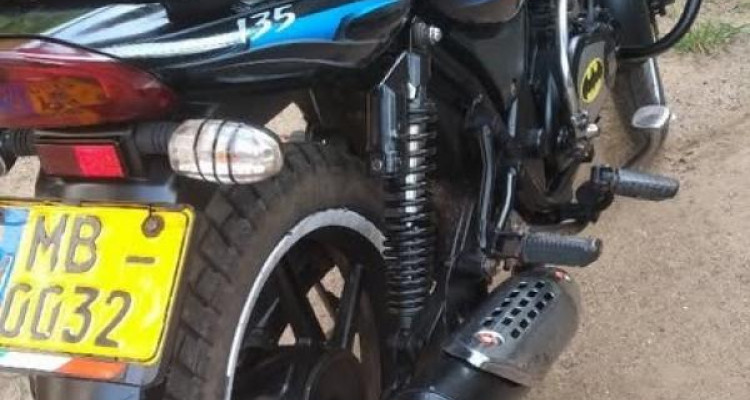 BAJAJ DISCOVER 125 2005