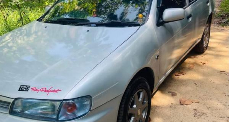 NISSAN PULSAR 1995