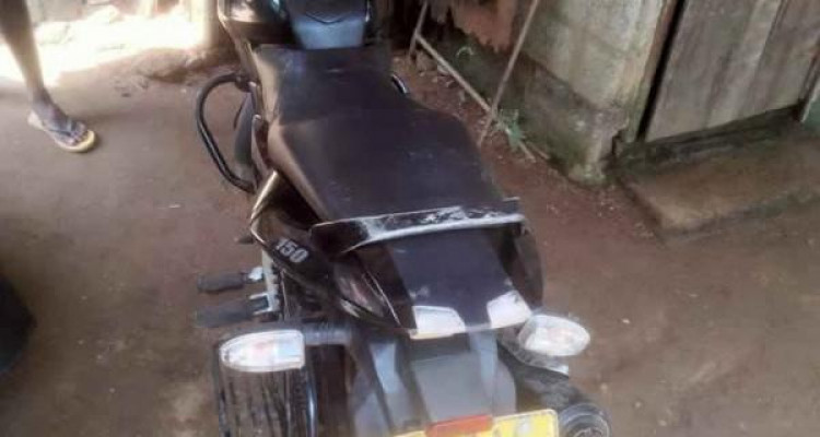 BAJAJ PULSAR 150 2014