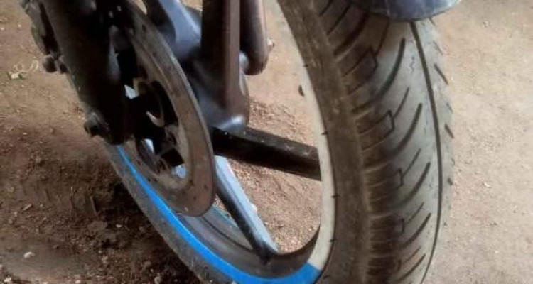 BAJAJ PULSAR 150 2014