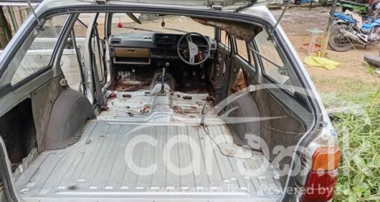TOYOTA COROLLA DX WAGON 1985