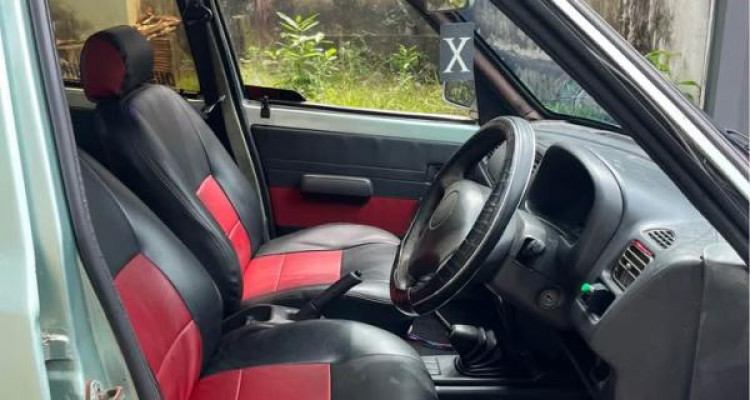 PEUGEOT 205 1987