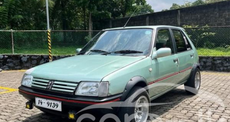 PEUGEOT 205 1987