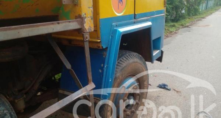 LANKA ASHOK LEYLAND TIPPER 2006