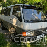 NISSAN CARAVAN 1994