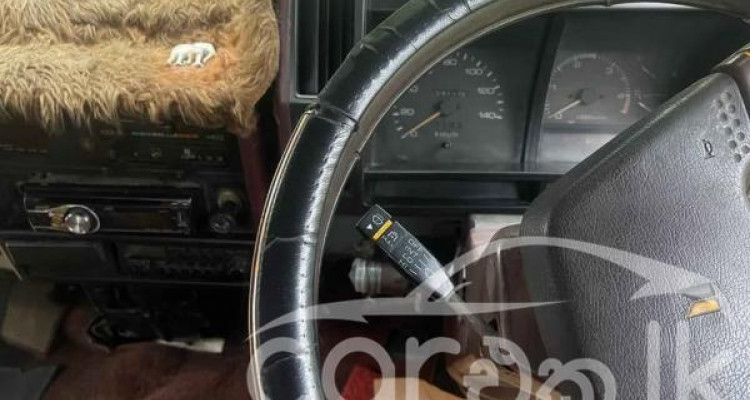 ISUZU ELF 1988