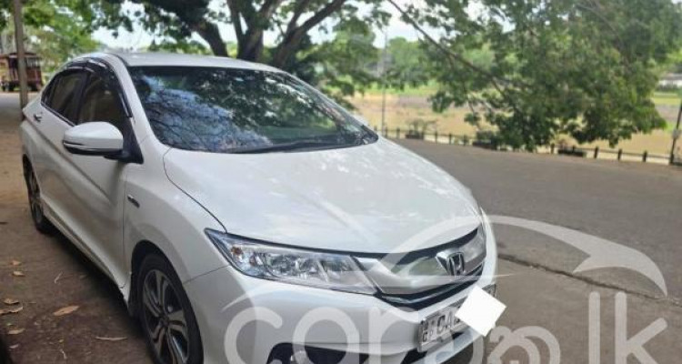 HONDA GRACE 2015