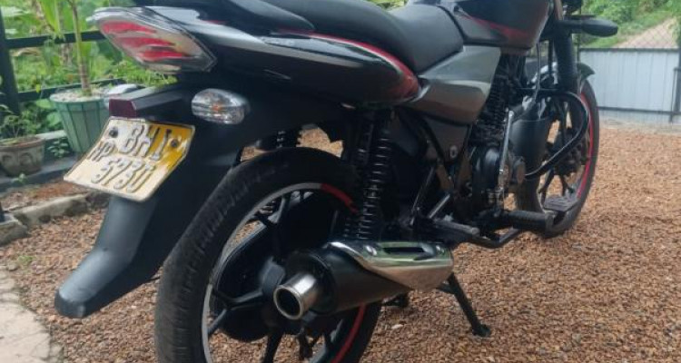 BAJAJ DISCOVER 125 2010