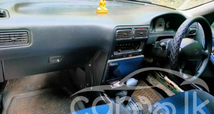 NISSAN WINGROAD Y10 2000