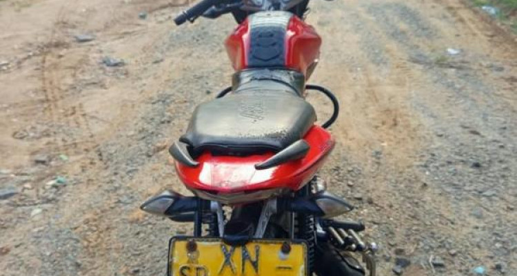 BAJAJ PULSAR 135 2011