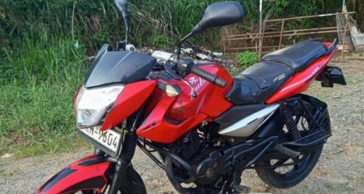 BAJAJ PULSAR 135 2011