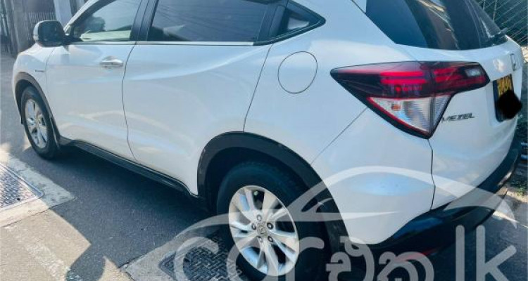 HONDA VEZEL 2014