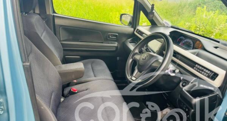 SUZUKI WAGON R FX 2017